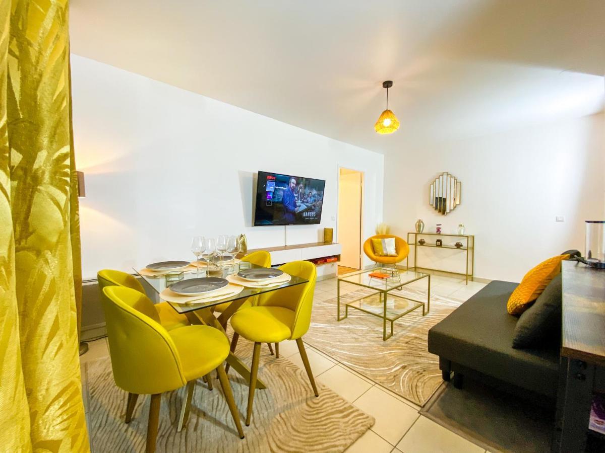 The Golden House * Parking * Garden Appartement Corbeil-Essonnes Buitenkant foto